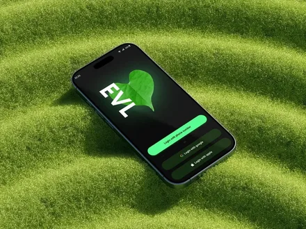 Smartphone mit dem Anmeldebildschirm der EVL-App